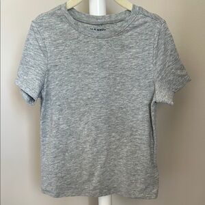 Old Navy Gray Short Sleeve T-Shirt 5T